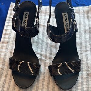 Karl Lagerfeld Paris Black terracota Snake-Print Heeled  size 7.5M